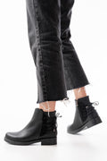 Ayakkabı Aşkı Siyah Arka Bağcık Aksesuarlı Fermuarlı Günlük Kadın Bot - Ayakkabı Aşkı