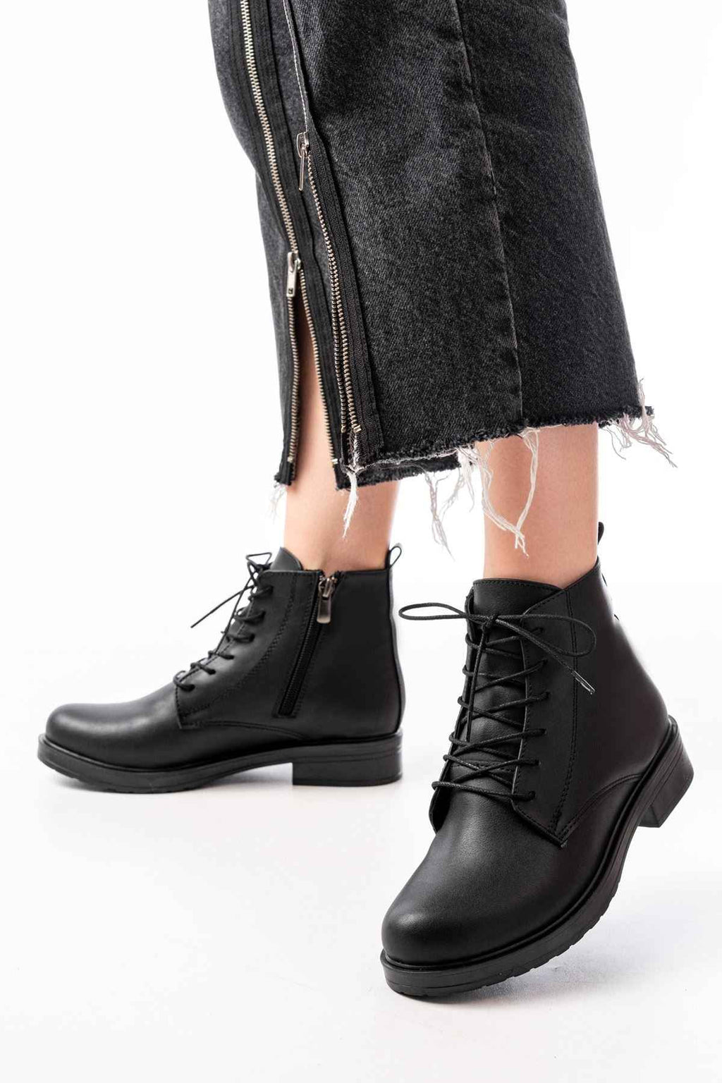Ayakkabı Aşkı 165-225 Siyah Bağcıklı Fermuarlı Günlük Kadın Bot