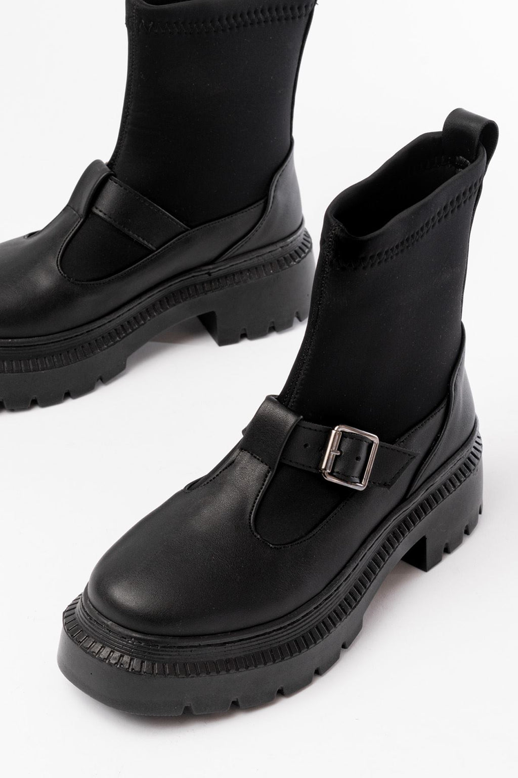 Ayakkabı Aşkı Siyah Streç Günlük Kadın Bot