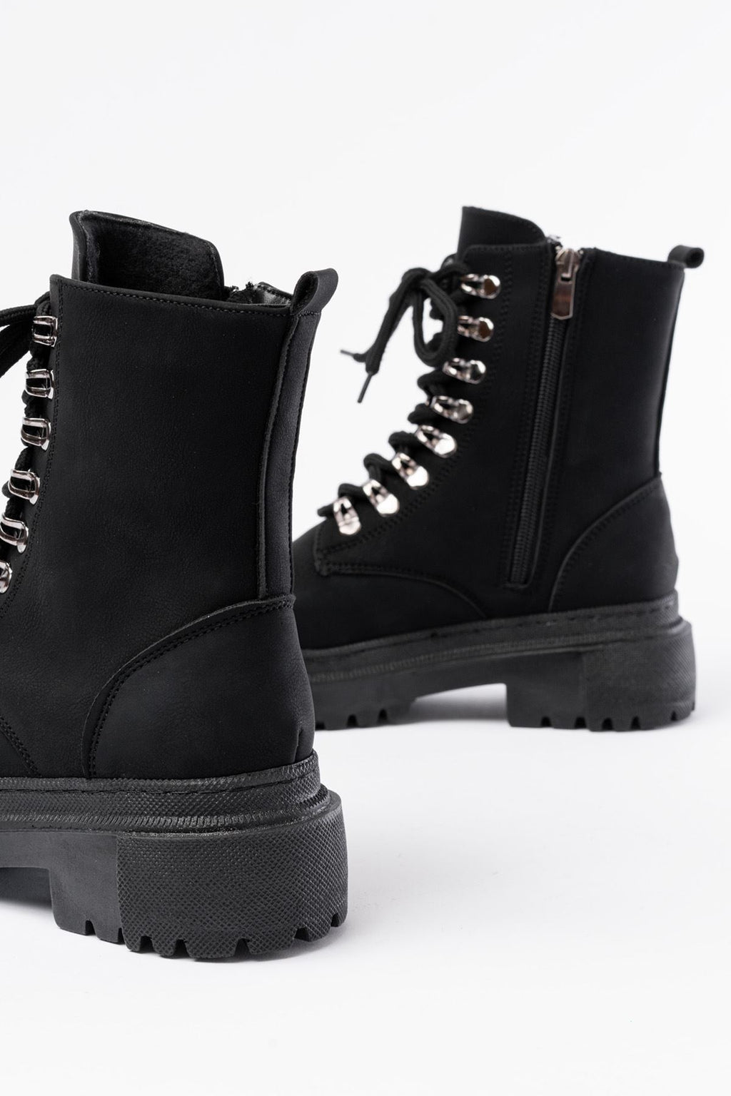 Ayakkabı Aşkı Siyah Zümrüt Bağcıklı Fermuarlı Günlük Kadın Bot