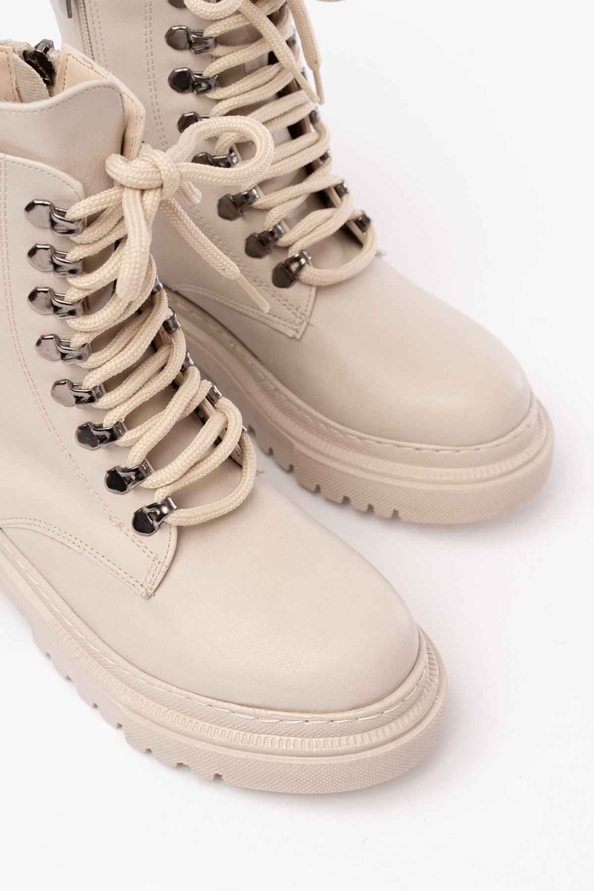 Ayakkabı Aşkı 812-2121 Bej Bağcıklı Fermuarlı Günlük Kadın Bot