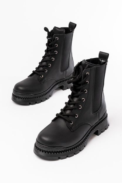 Ayakkabı Aşkı Siyah Luna Düz Topuklu Bağcıklı Lastikli Günlük Kadın Bot