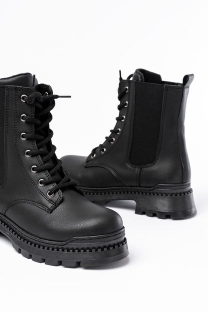 Ayakkabı Aşkı Siyah Luna Düz Topuklu Bağcıklı Lastikli Günlük Kadın Bot