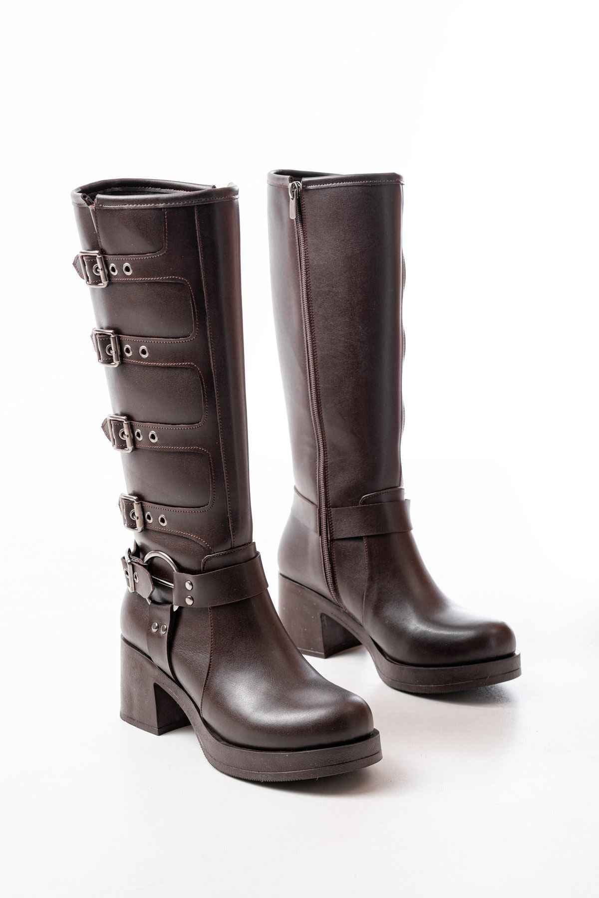 Ayakkabı Aşkı 5109-3015 Kahverengi Topuklu Fermuarlı Toka Aksesuarlı Günlük Kadın Çizme