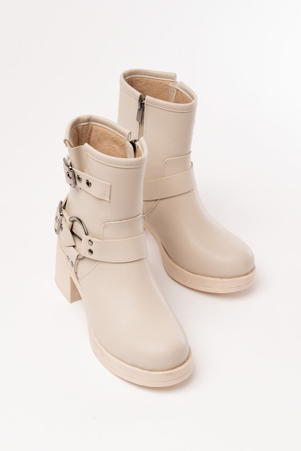 Ayakkabı Aşkı Bej Toka Aksesuarlı Fermuarlı Topuklu Günlük Kadın Bot - Ayakkabı Aşkı