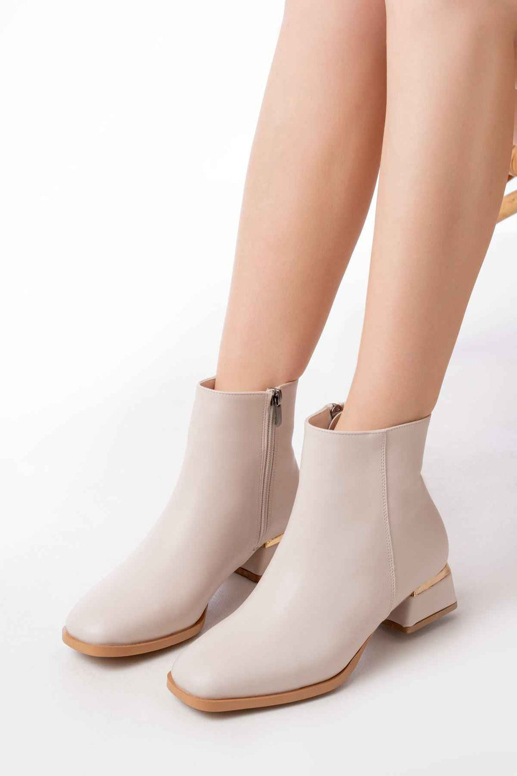 Ayakkabı Aşkı Rm-500 Bej Topuklu Fermuarlı Günlük Kadın Bot