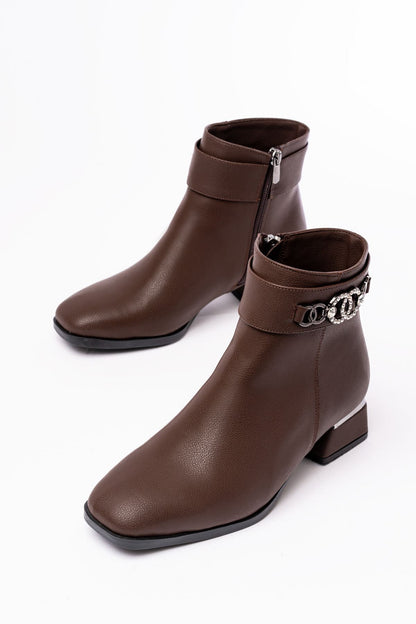 Ayakkabı Aşkı Kahverengi Toka Aksesuarlı Topuklu Fermuarlı Günlük Kadın Bot