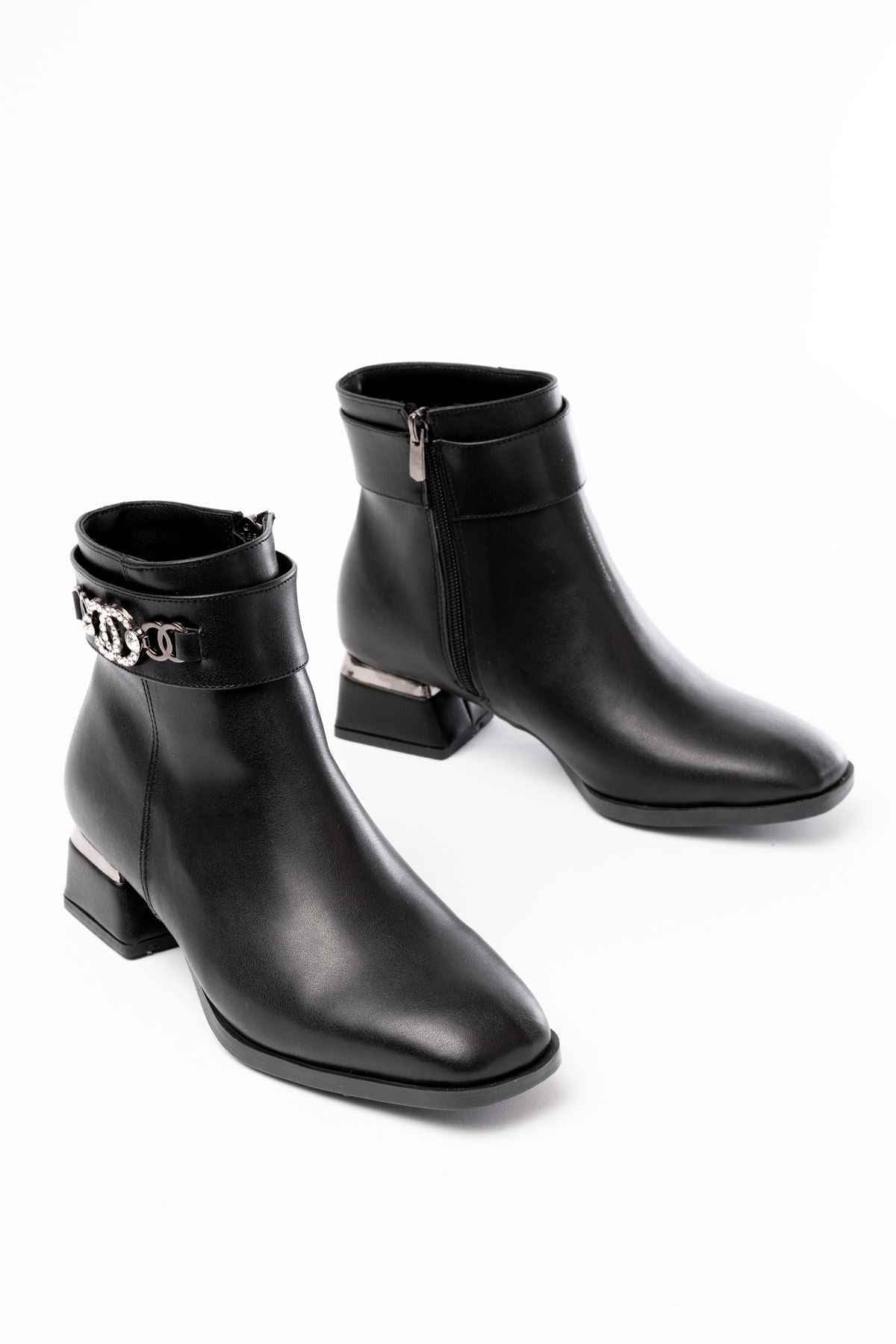Ayakkabı Aşkı Rm-502 Siyah Toka Aksesuarlı Topuklu Fermuarlı Günlük Kadın Bot