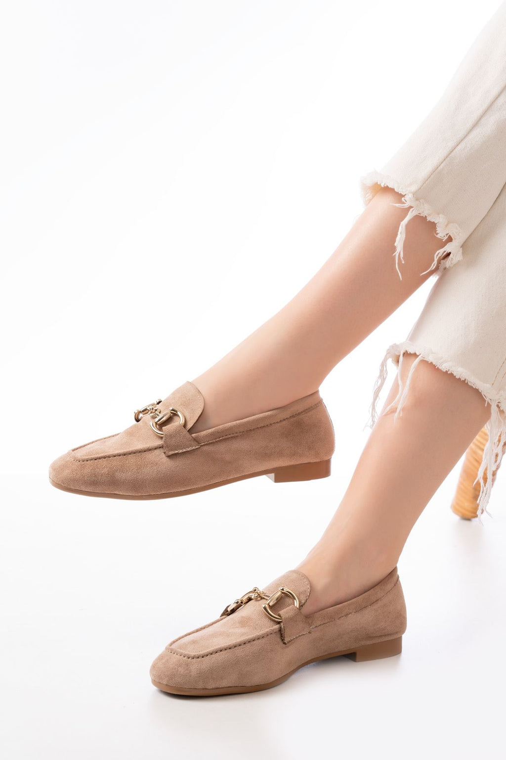 Ayakkabı Aşkı 303 Taba Süet Toka Aksesuarlı Günlük Kadın Babet - Ayakkabı Aşkı