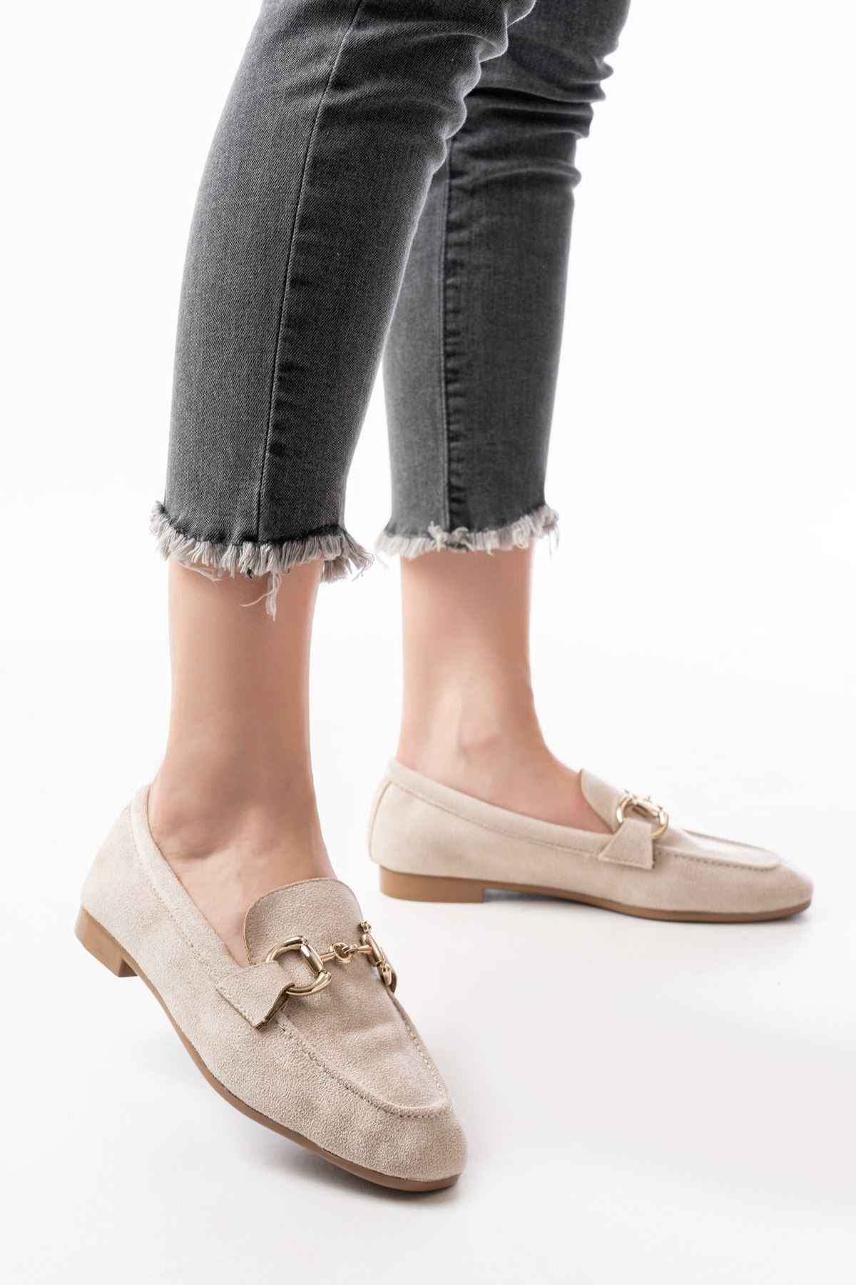 Ayakkabı Aşkı 303 Bej Süet Toka Aksesuarlı Günlük Kadın Babet