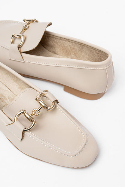 Ayakkabı Aşkı 303 Bej Toka Aksesuarlı Günlük Kadın Babet