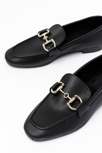 Ayakkabı Aşkı 303 Siyah Toka Aksesuarlı Günlük Kadın Babet