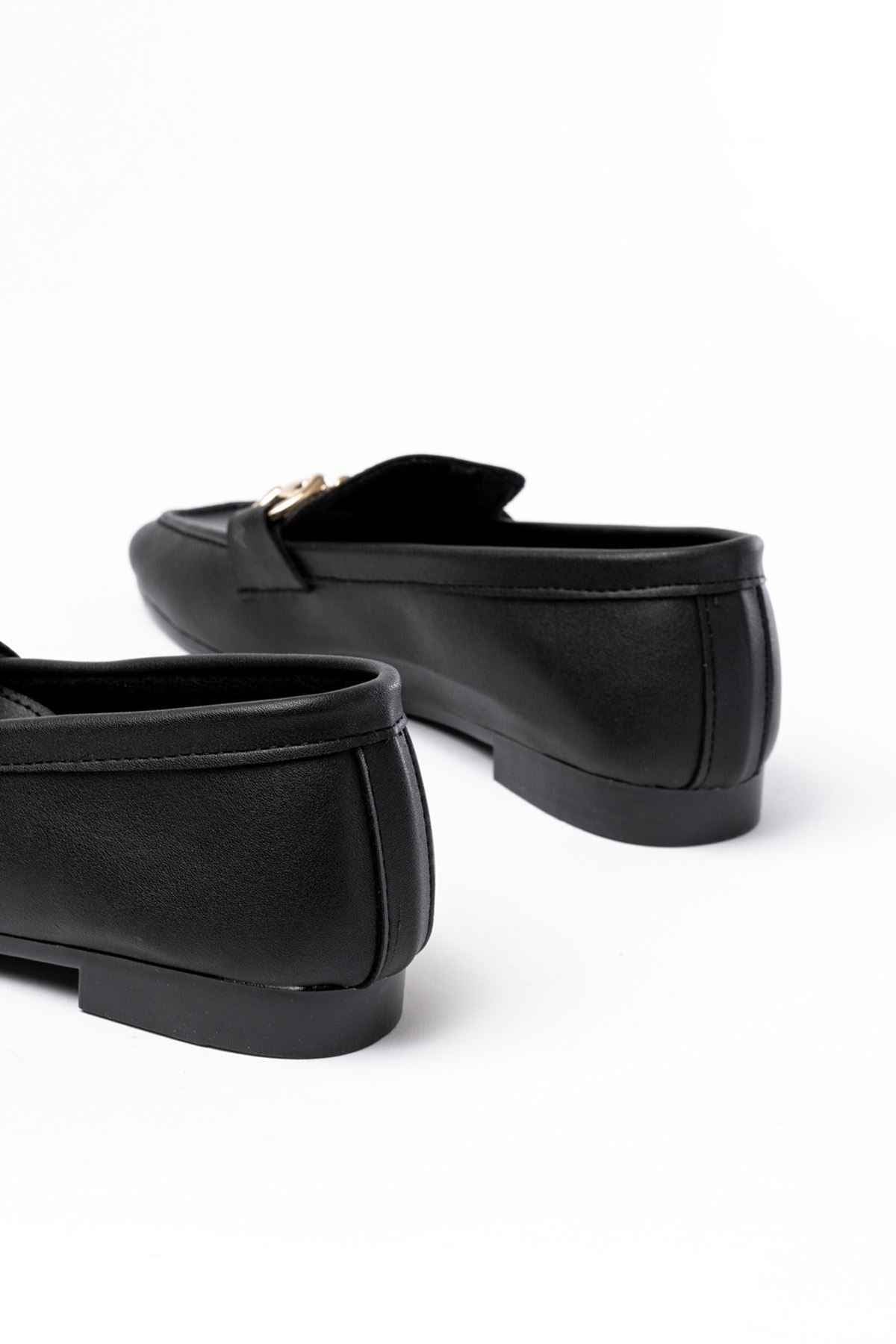 Ayakkabı Aşkı 303 Siyah Toka Aksesuarlı Günlük Kadın Babet