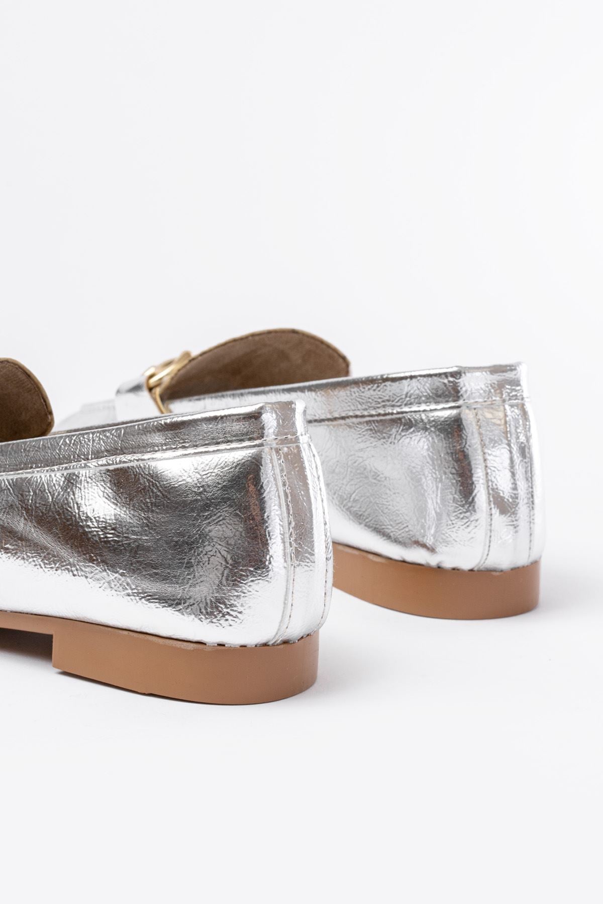 Ayakkabı Aşkı 303 Gümüş Toka Aksesuarlı Günlük Kadın Babet