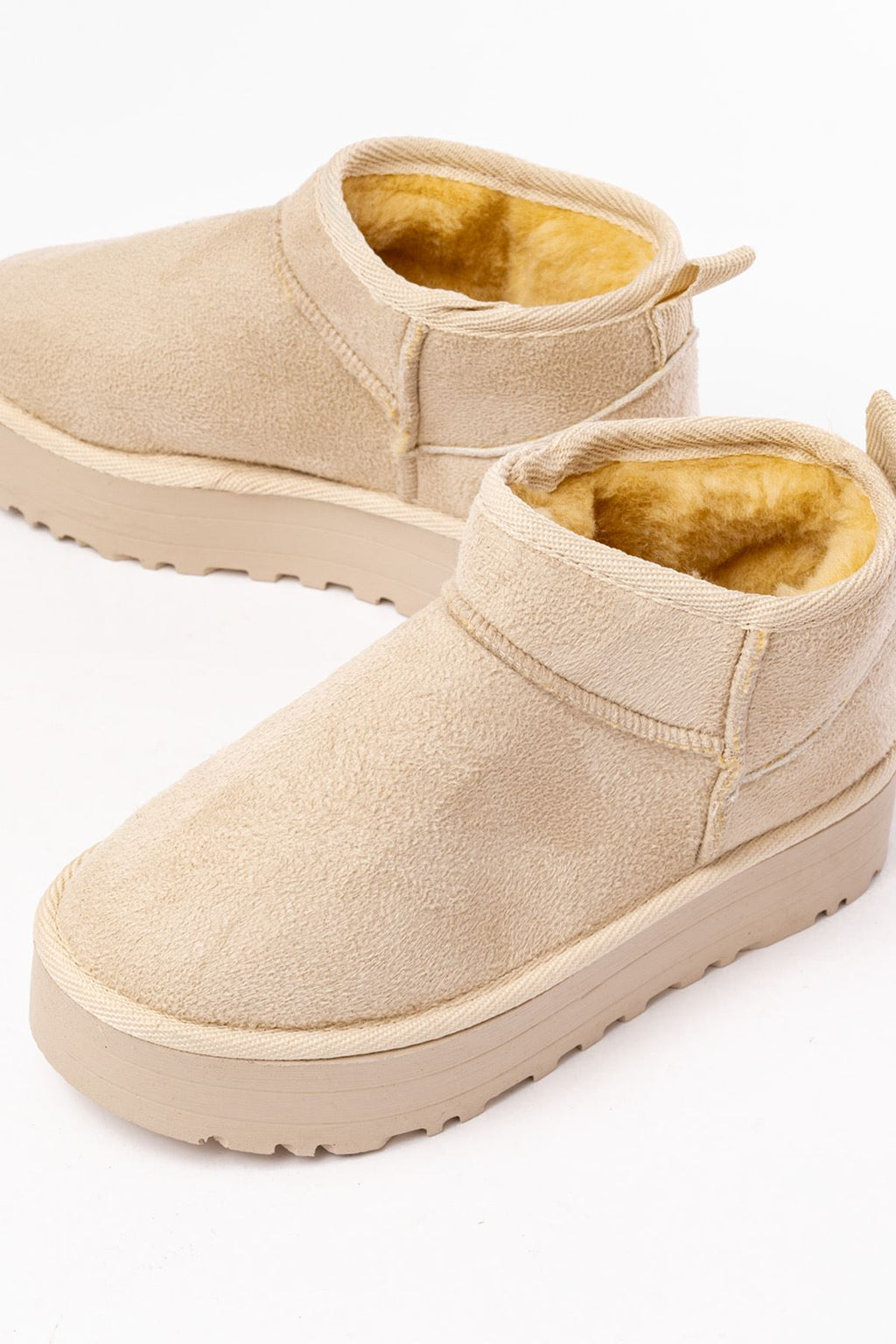 Ayakkabı Aşkı Bej Süet İçi Kürklü Kışlık Kapalı Burun Kadın Günlük Terlik - Ayakkabı Aşkı