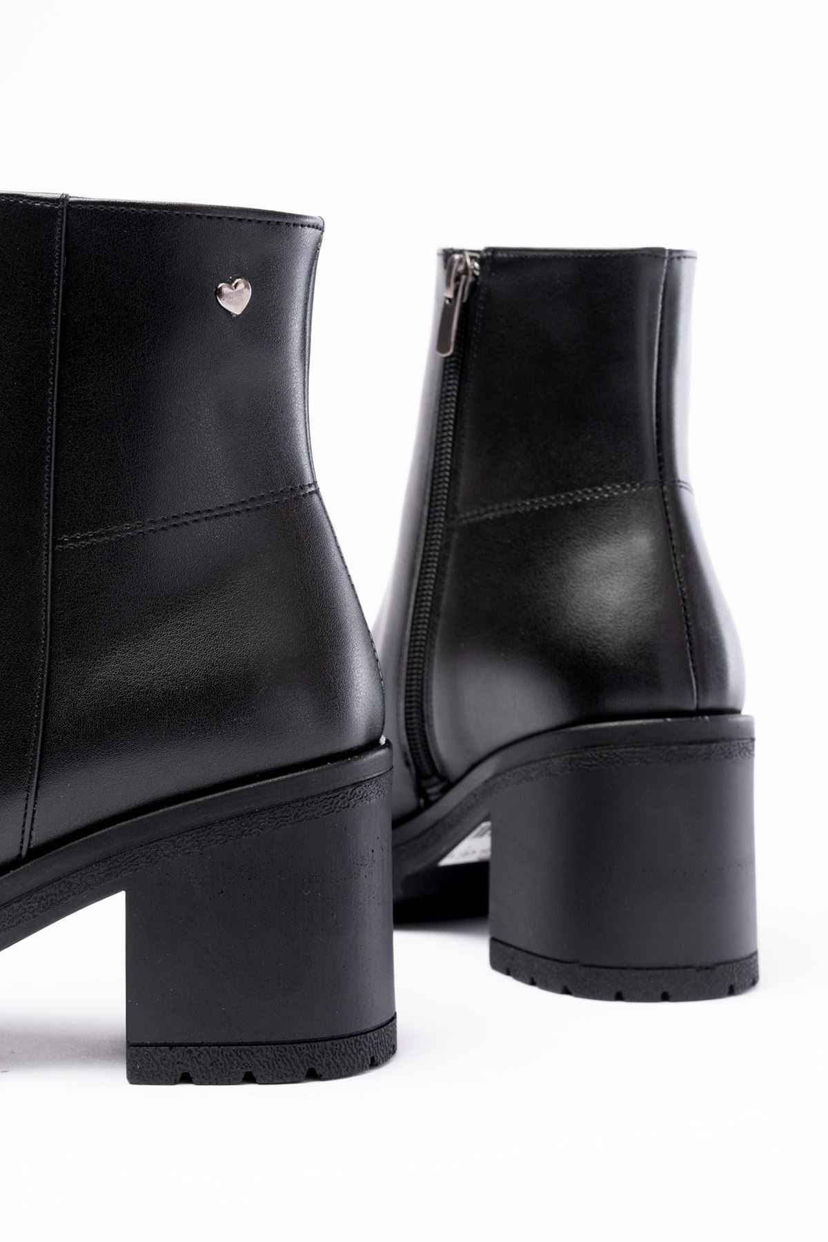 Ayakkabı Aşkı 767-3020 Siyah Fermuarlı Kalın Topuklu Günlük Kadın Bot