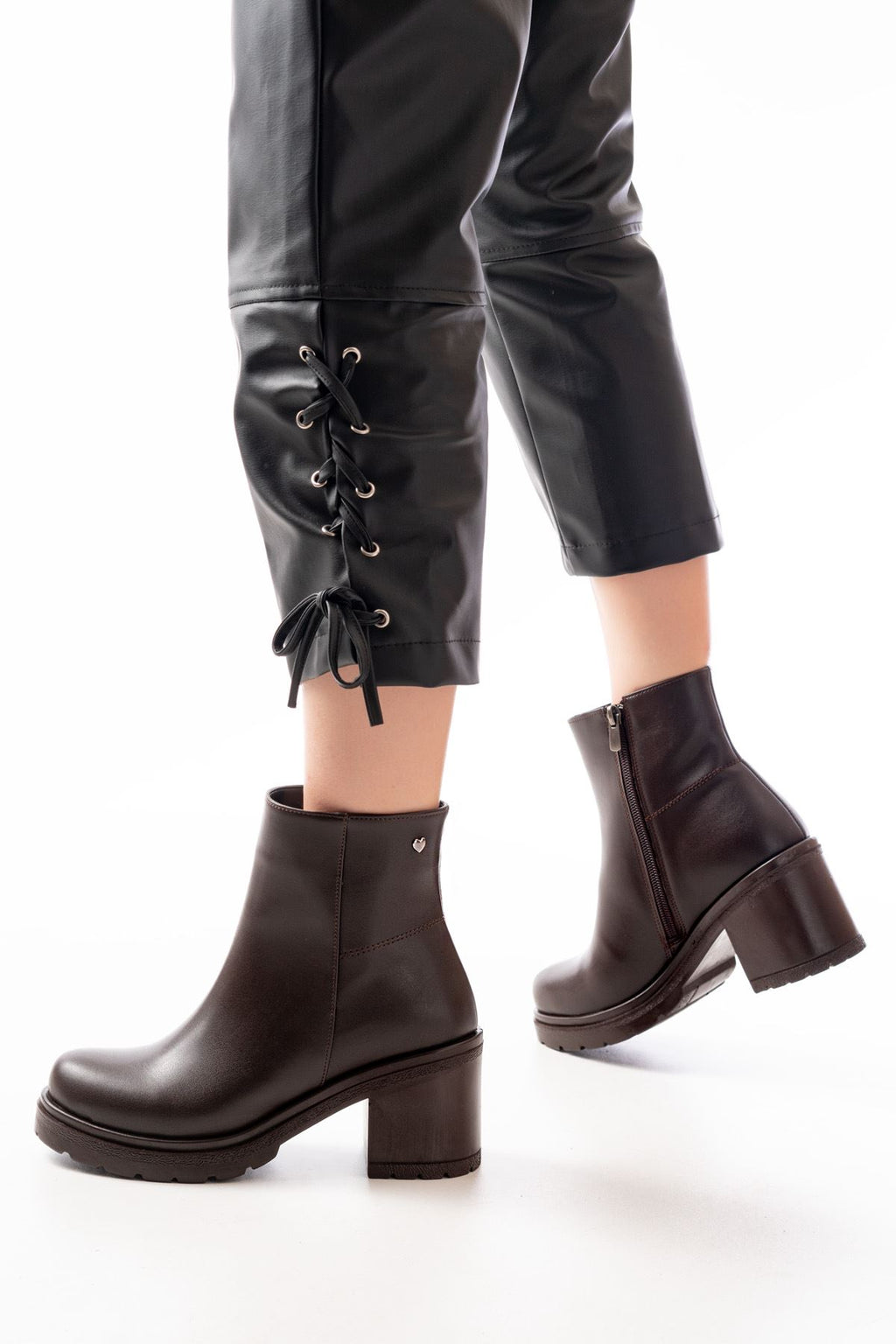 Ayakkabı Aşkı Kahverengi Fermuarlı Kalın Topuklu Günlük Kadın Bot - Ayakkabı Aşkı