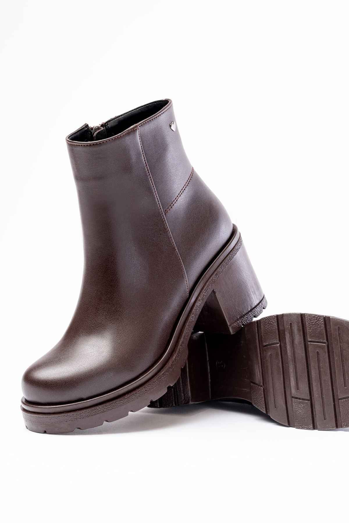 Ayakkabı Aşkı 767-3020 Kahverengi Fermuarlı Kalın Topuklu Günlük Kadın Bot