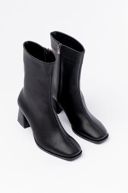 Ayakkabı Aşkı Siyah Topuklu Fermuarlı Kadın Bot