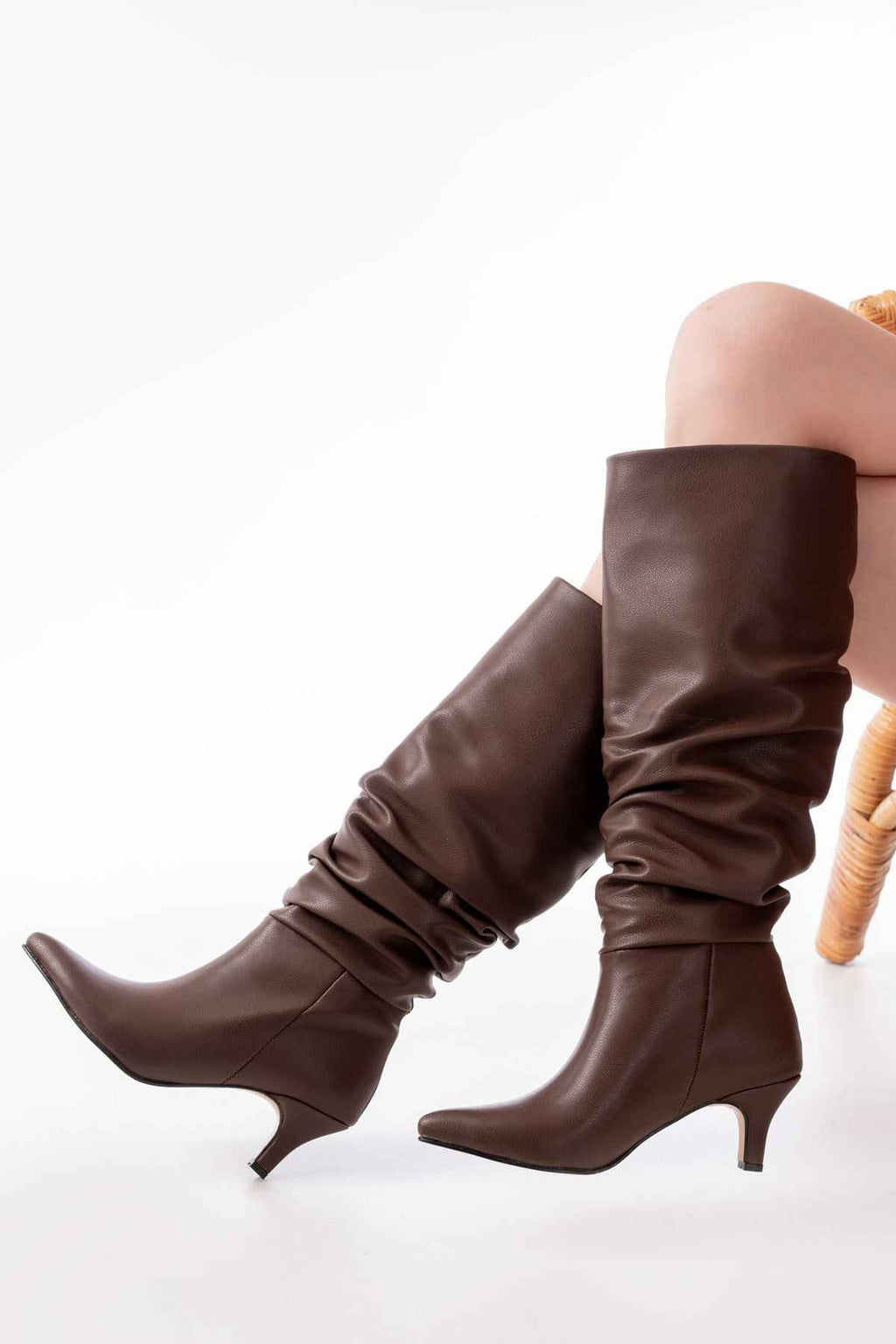 Ayakkabı Aşkı Sr-2001 Kahverengi Ince Topuklu Günlük Bayan Çizme