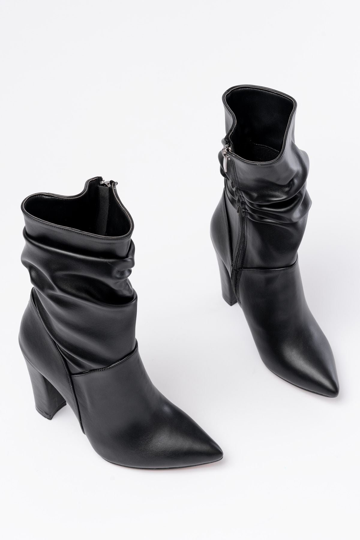 Ayakkabı Aşkı Siyah Yüksek Kalın Topuklu Körüklü Fermuarlı Kadın Bot