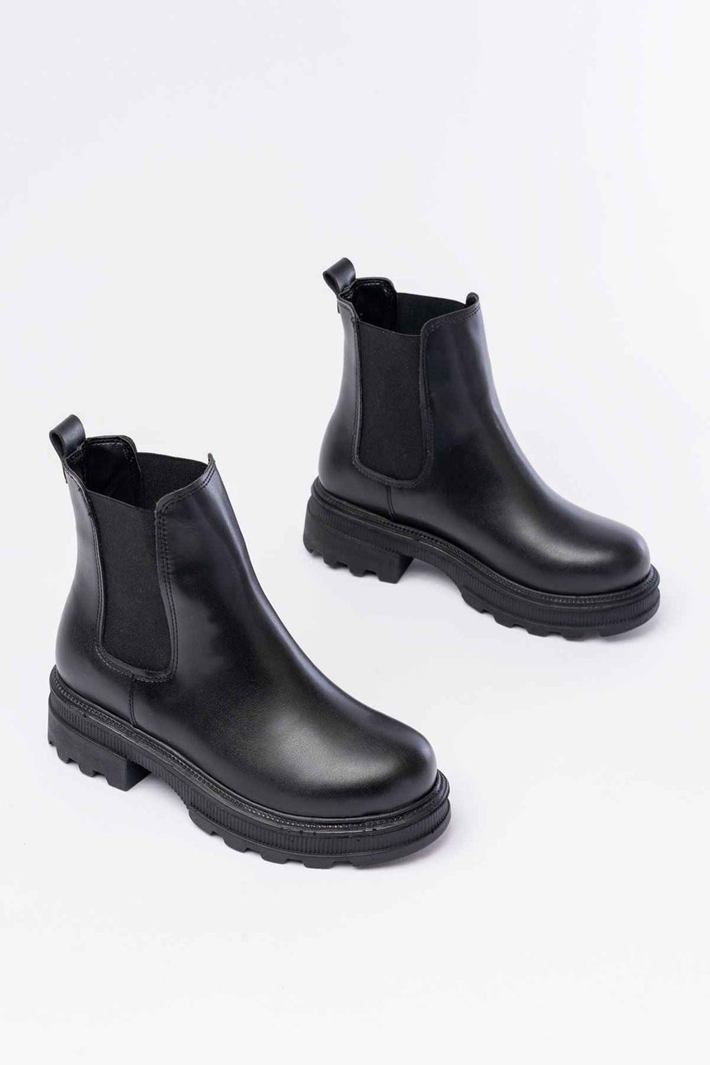 Ayakkabı Aşkı 745-2137 Siyah Kalın Taban Lastikli Günlük Kadın Bot