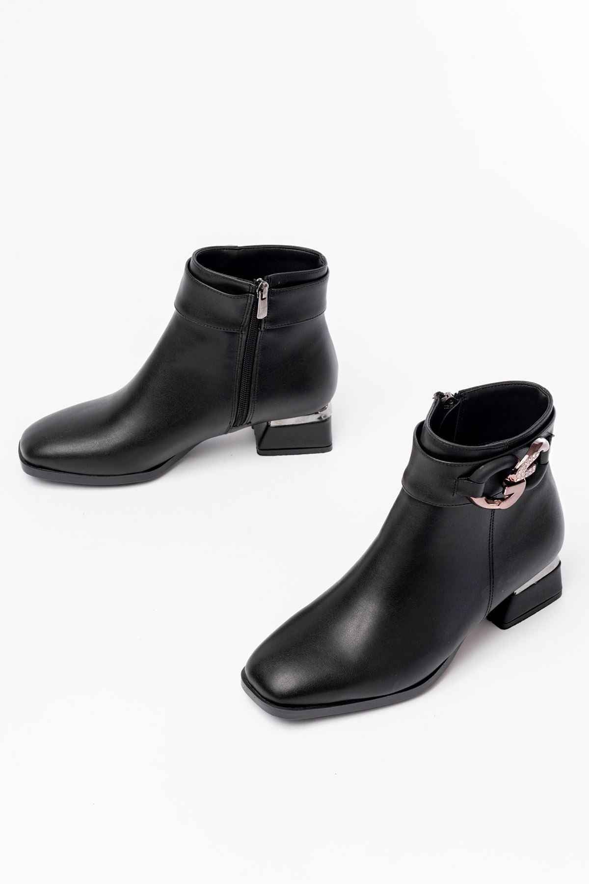 Ayakkabı Aşkı Rm-504 Siyah Toka Aksesuarlı Topuklu Fermuarlı Günlük Kadın Bot