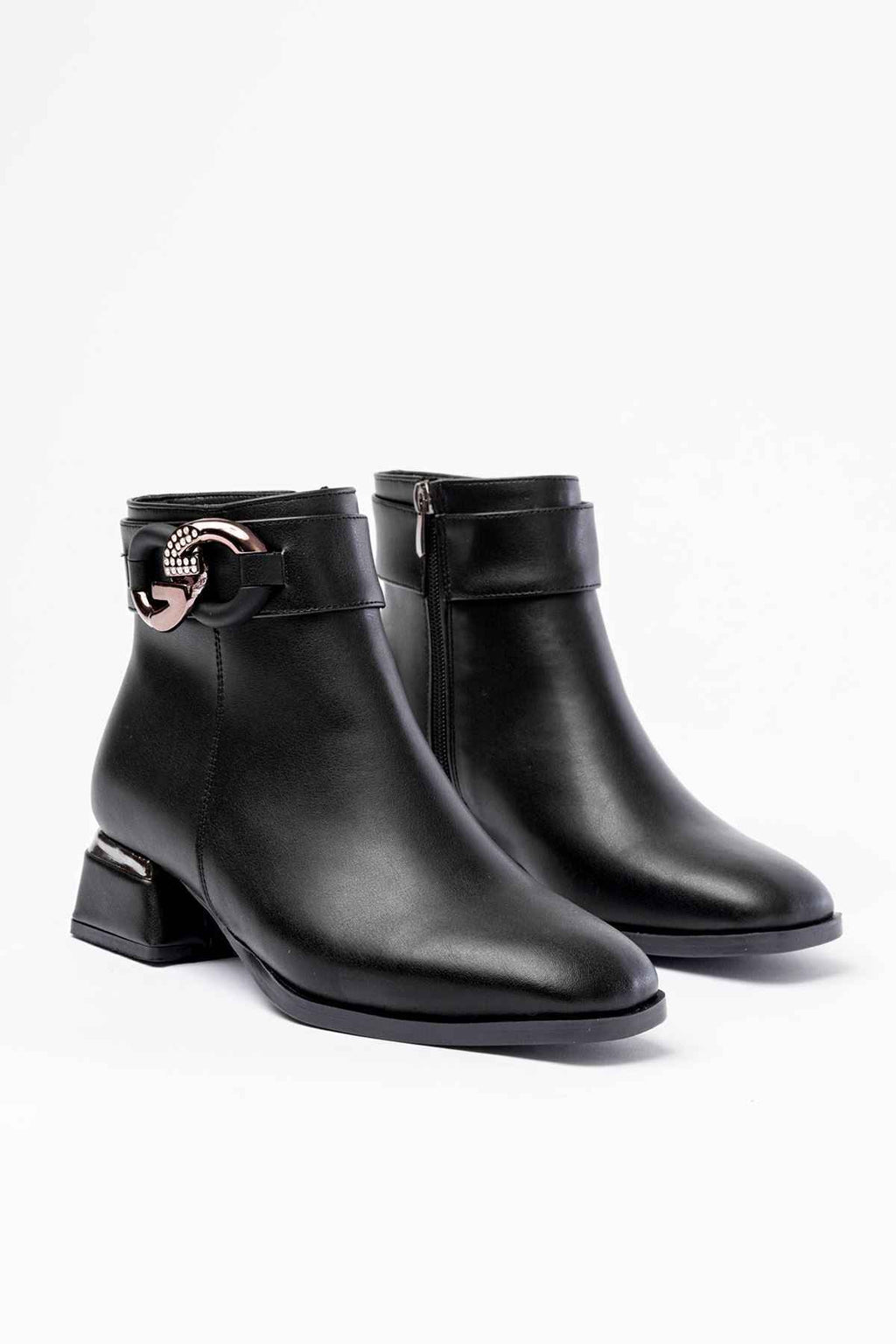 Ayakkabı Aşkı Rm-504 Siyah Toka Aksesuarlı Topuklu Fermuarlı Günlük Kadın Bot
