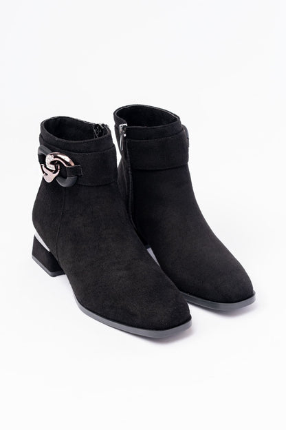 Ayakkabı Aşkı Siyah Süet Toka Aksesuarlı Topuklu Fermuarlı Günlük Kadın Bot