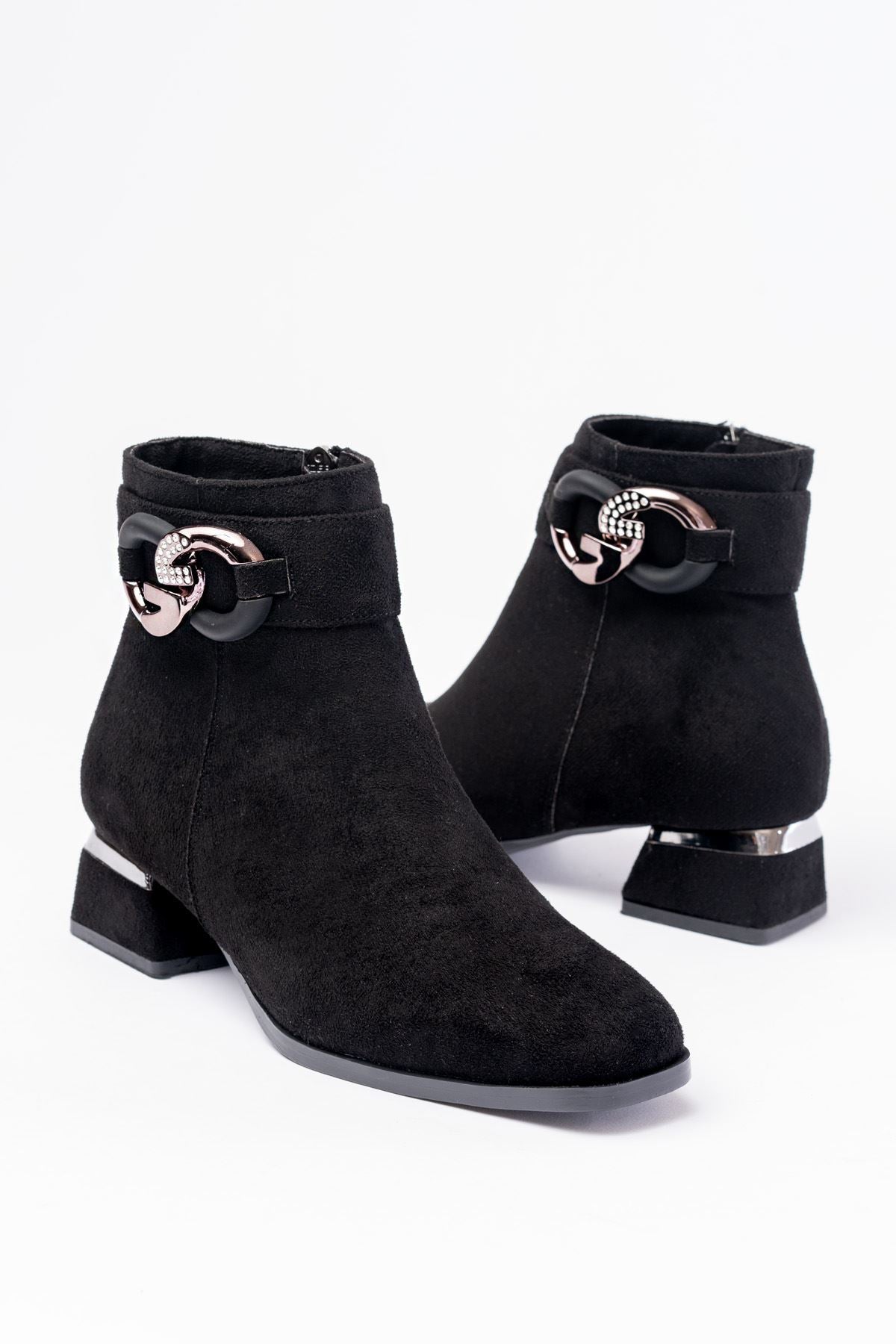 RM-504 Siyah Süet Toka Aksesuarlı Topuklu Fermuarlı Günlük Kadın Bot - Siyah