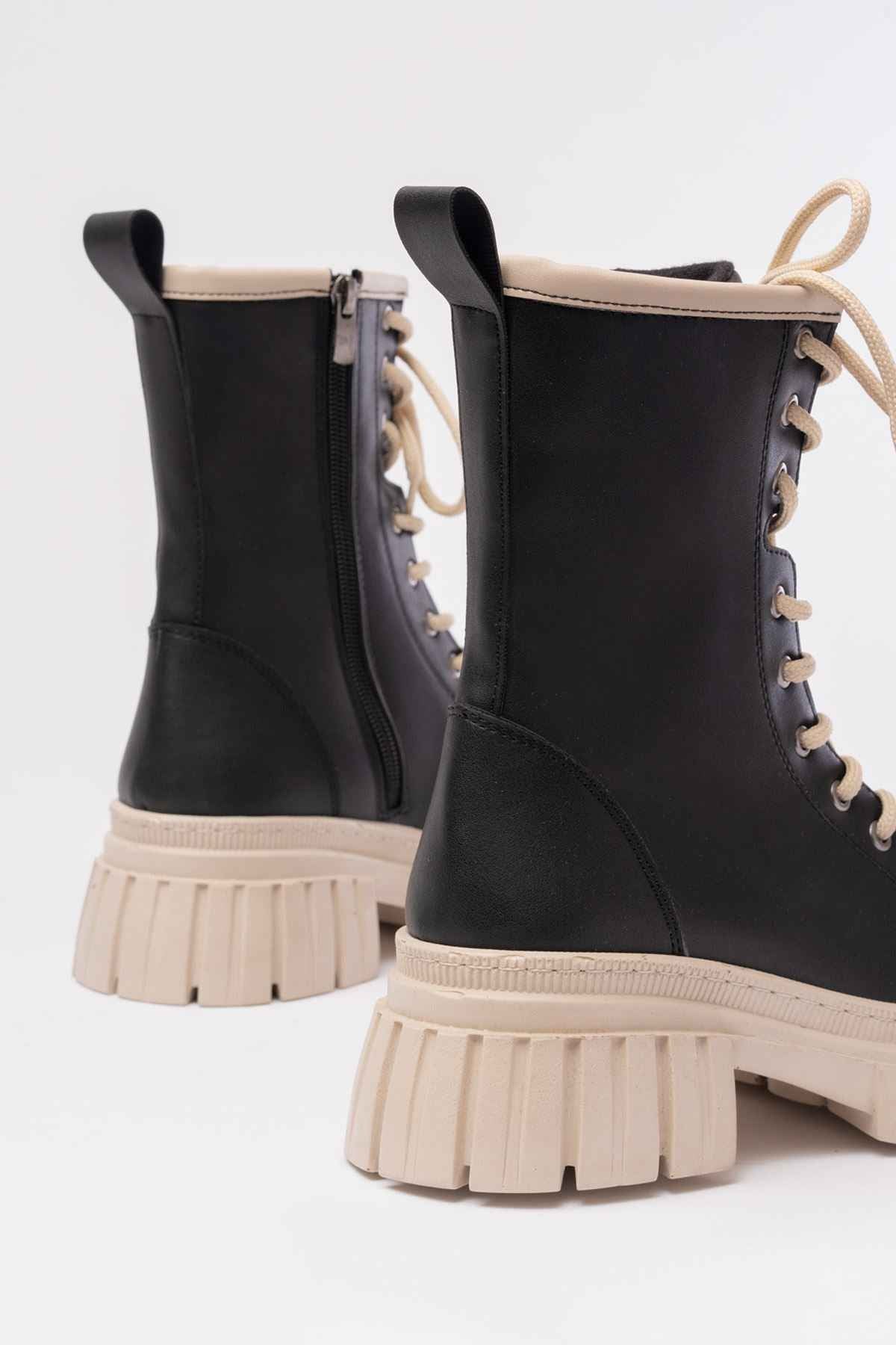 Ayakkabı Aşkı 842-2961 Siyah Bağcıklı Kalın Tabanlı Fermuarlı Günlük Kadın Bot