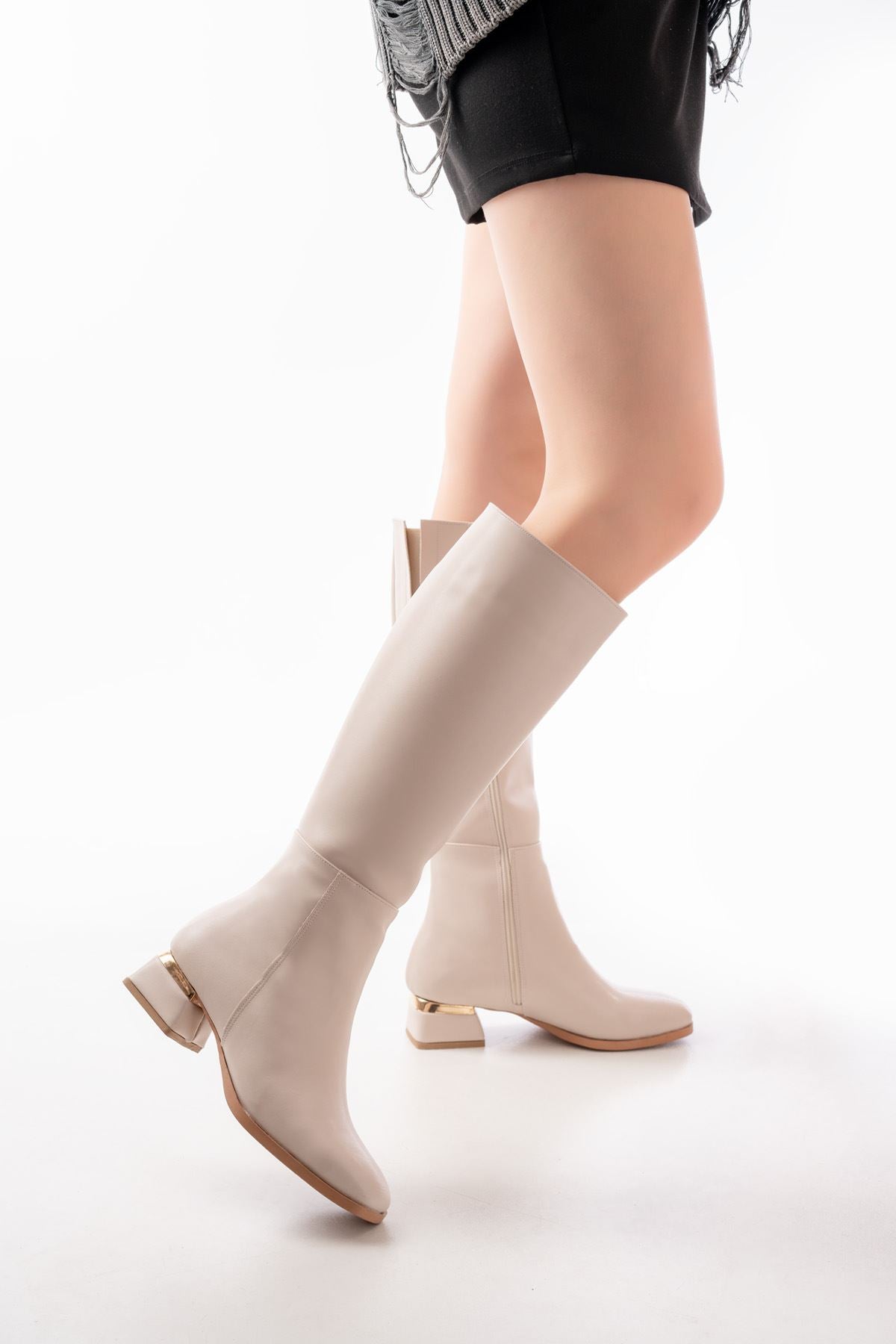 Ayakkabı Aşkı Bej Topuklu Fermuarlı Günlük Kadın Çizme - Ayakkabı Aşkı