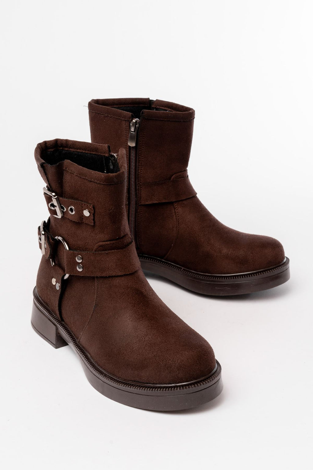 Ayakkabı Aşkı Kahverengi Süet Toka Aksesuarlı Fermuarlı Günlük Kadın Bot - Ayakkabı Aşkı