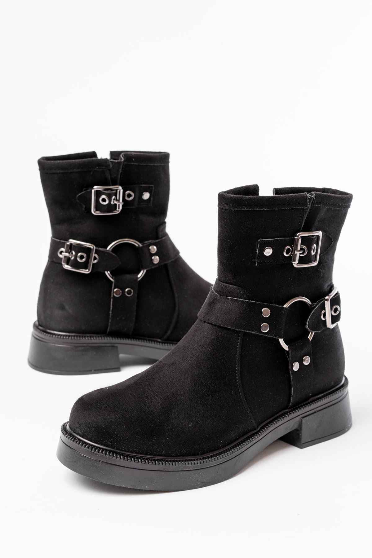 Ayakkabı Aşkı 02-2013 Siyah Süet Toka Aksesuarlı Fermuarlı Günlük Kadın Bot