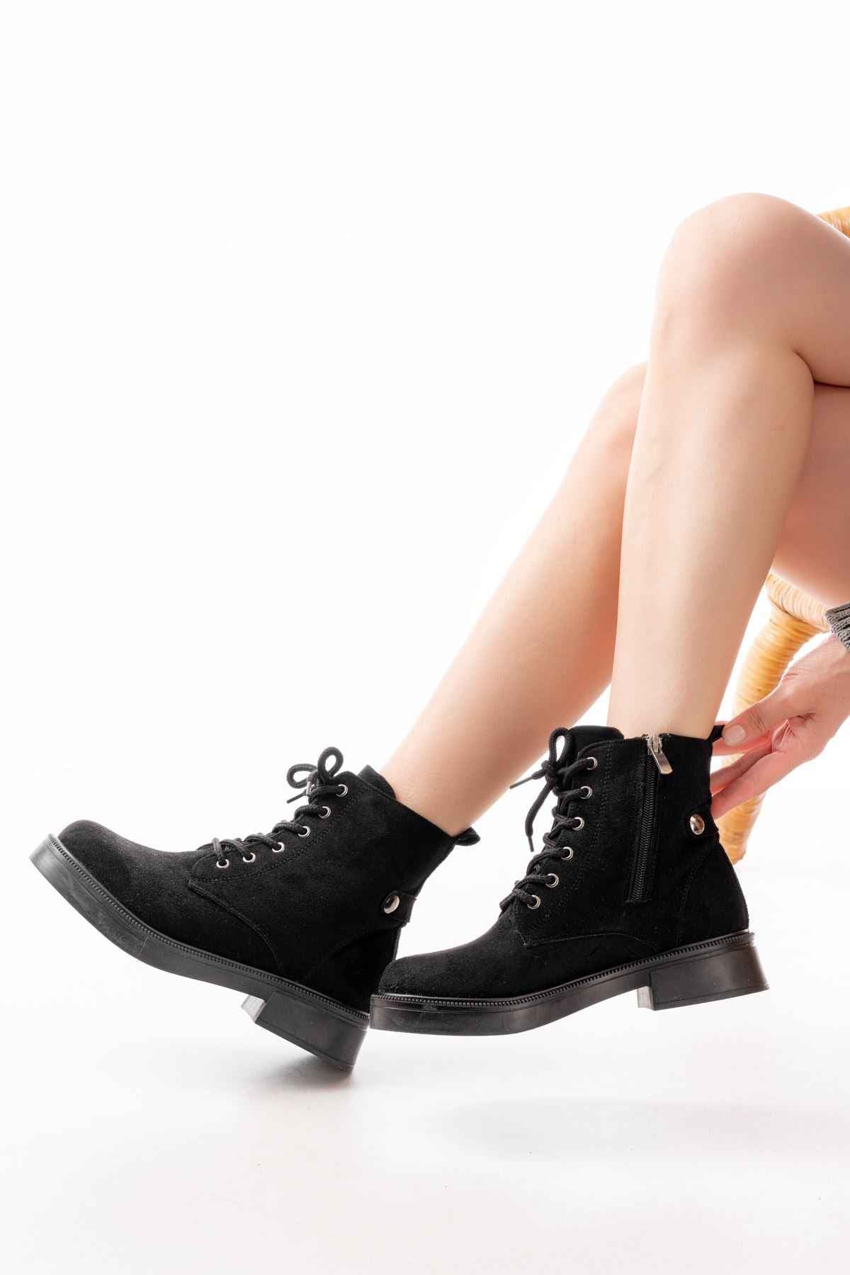 Ayakkabı Aşkı 02-2003 Siyah Süet Bağcıklı Fermuarlı Günlük Kadın Bot