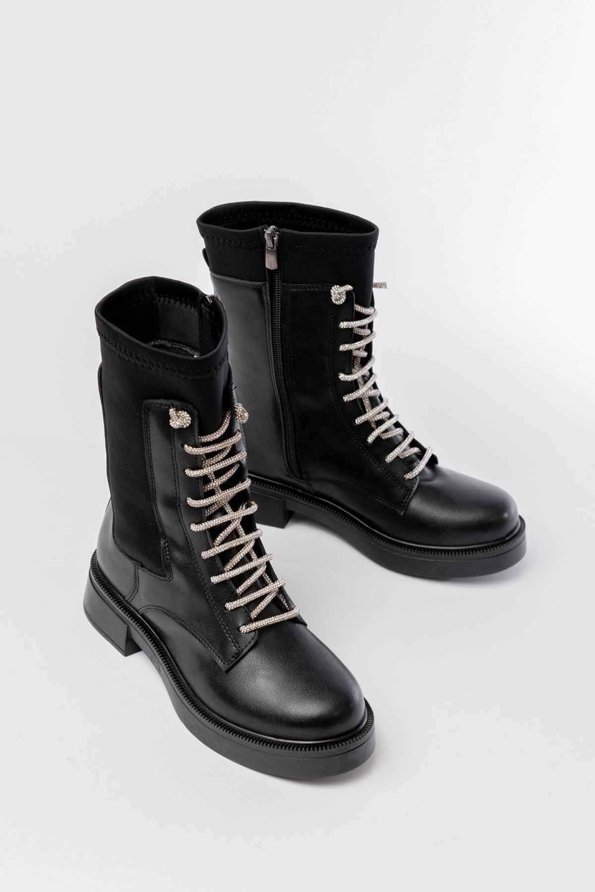 Ayakkabı Aşkı 02-2006 Siyah Bağcıklı Fermuarlı Günlük Kadın Bot