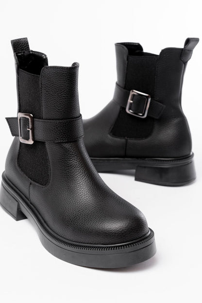Ayakkabı Aşkı Siyah Toka Aksesuarlı Lastikli Günlük Kadın Bot