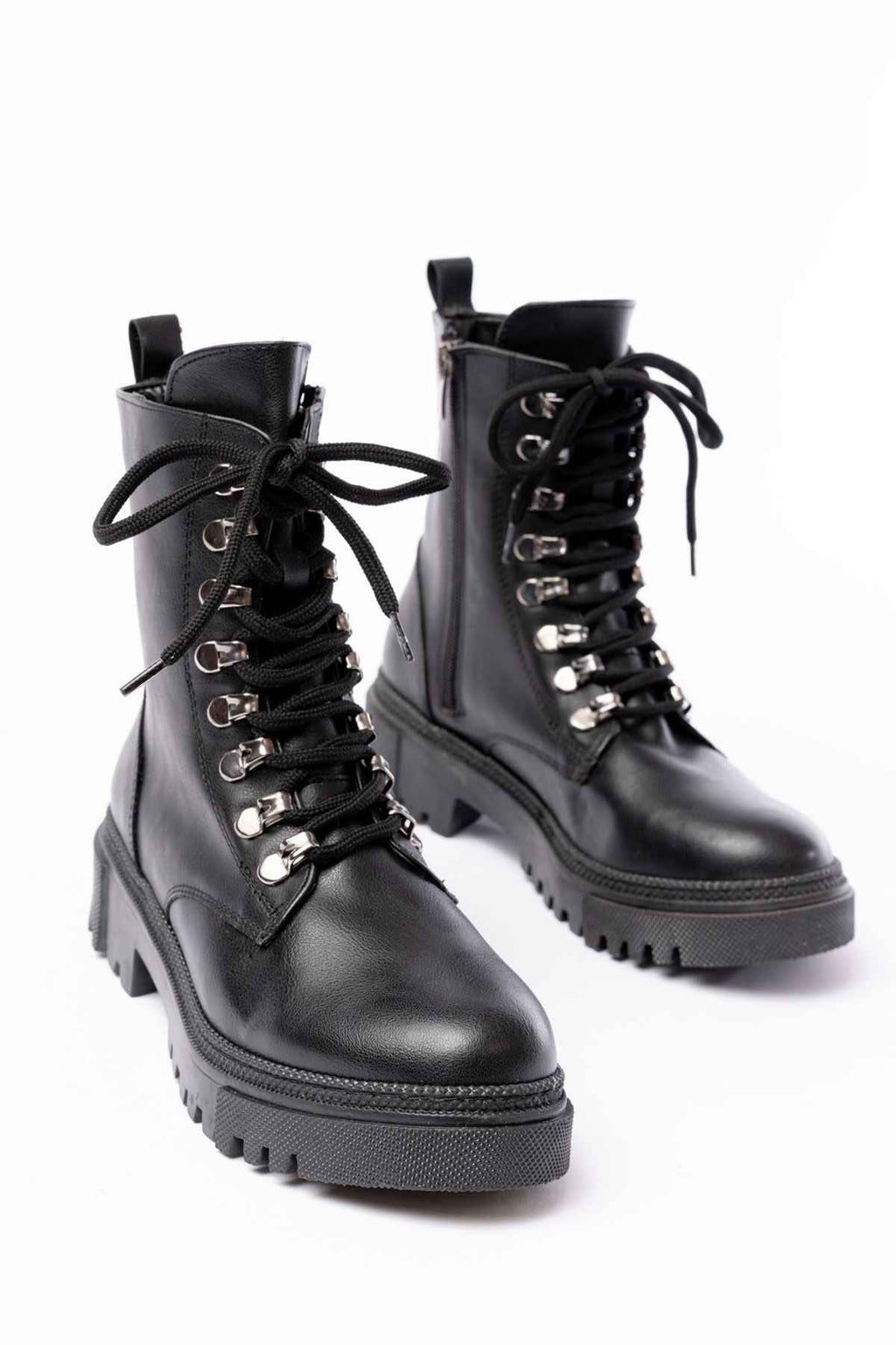Ayakkabı Aşkı 812-2121 Siyah Cilt Bağcıklı Fermuarlı Günlük Kadın Bot