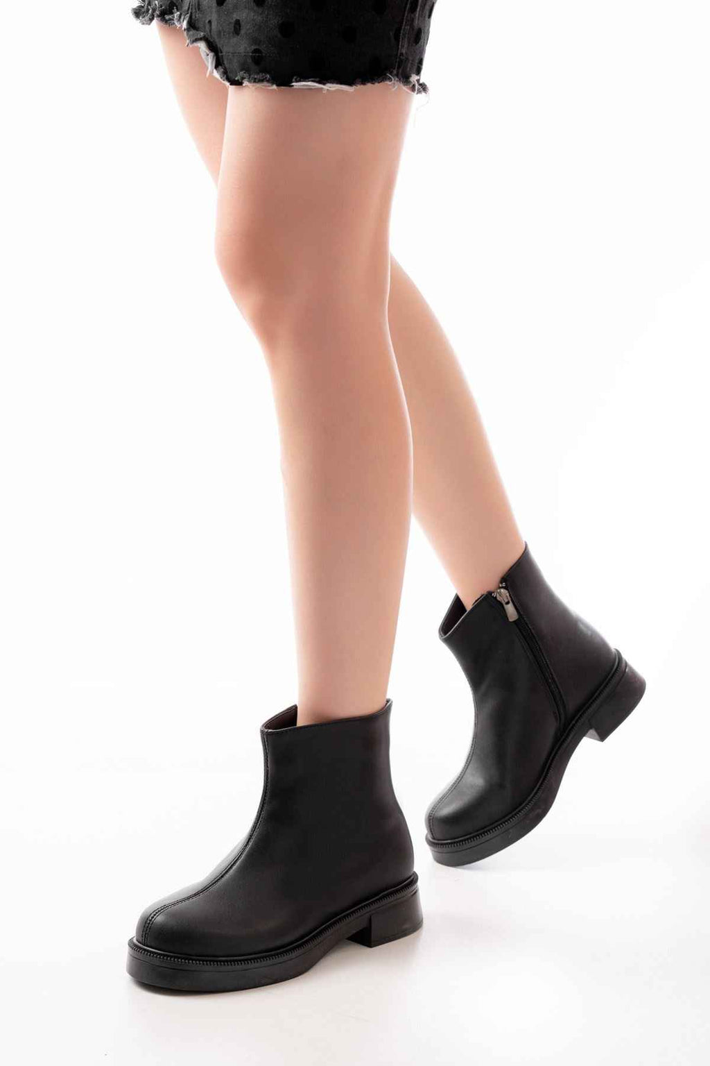 Ayakkabı Aşkı 02-3033 Siyah Fermuarlı Günlük Kadın Bot