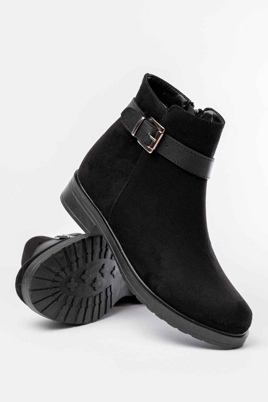 Ayakkabı Aşkı 165-204/1 Siyah Süet Toka Aksesuarlı Fermuarlı Günlük Kadın Bot