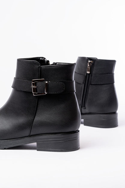 Ayakkabı Aşkı 165-204/1 Siyah Toka Aksesuarlı Fermuarlı Günlük Kadın Bot