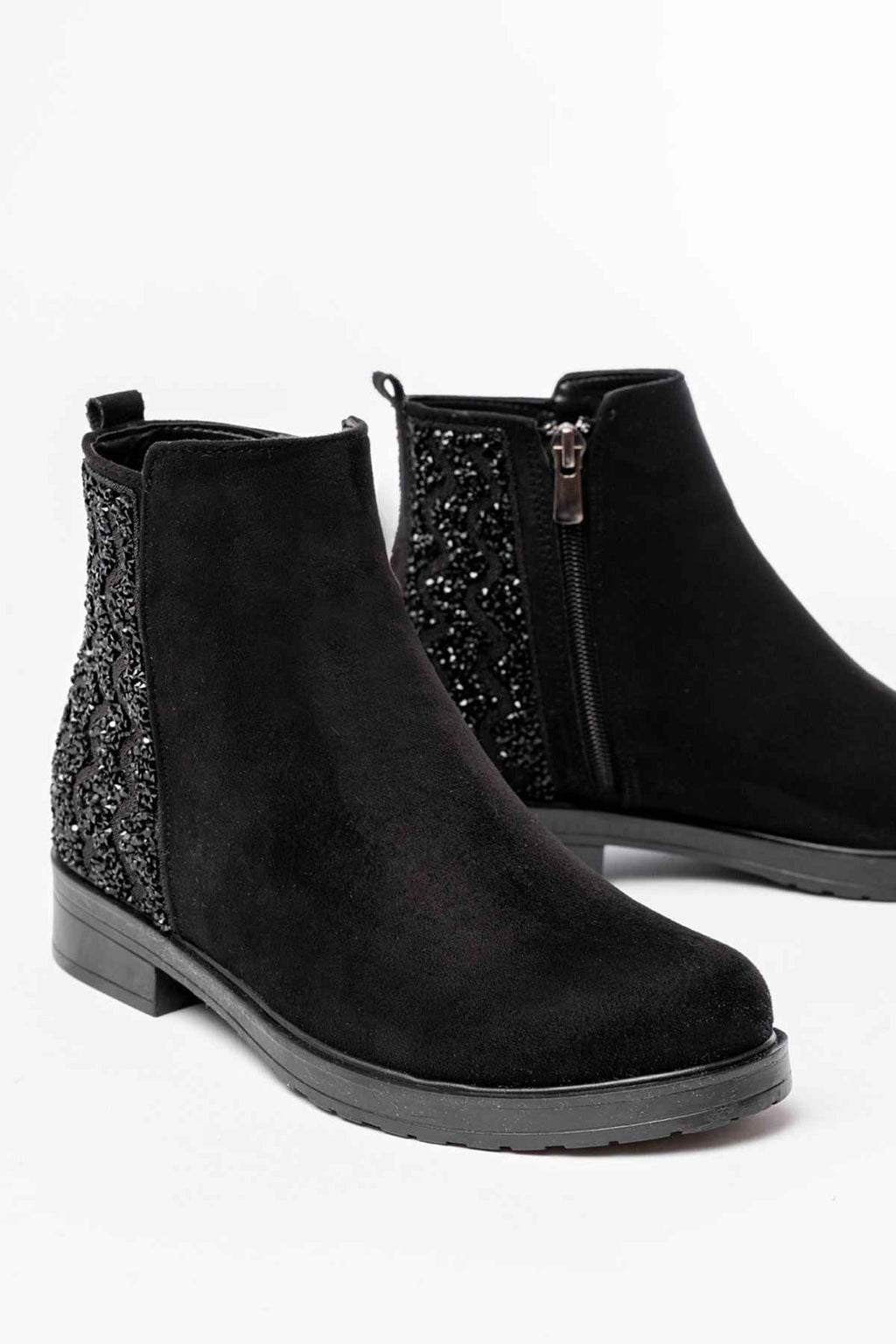 Ayakkabı Aşkı 165-212 Siyah Süet Taş Aksesuarlı Fermuarlı Günlük Kadın Bot