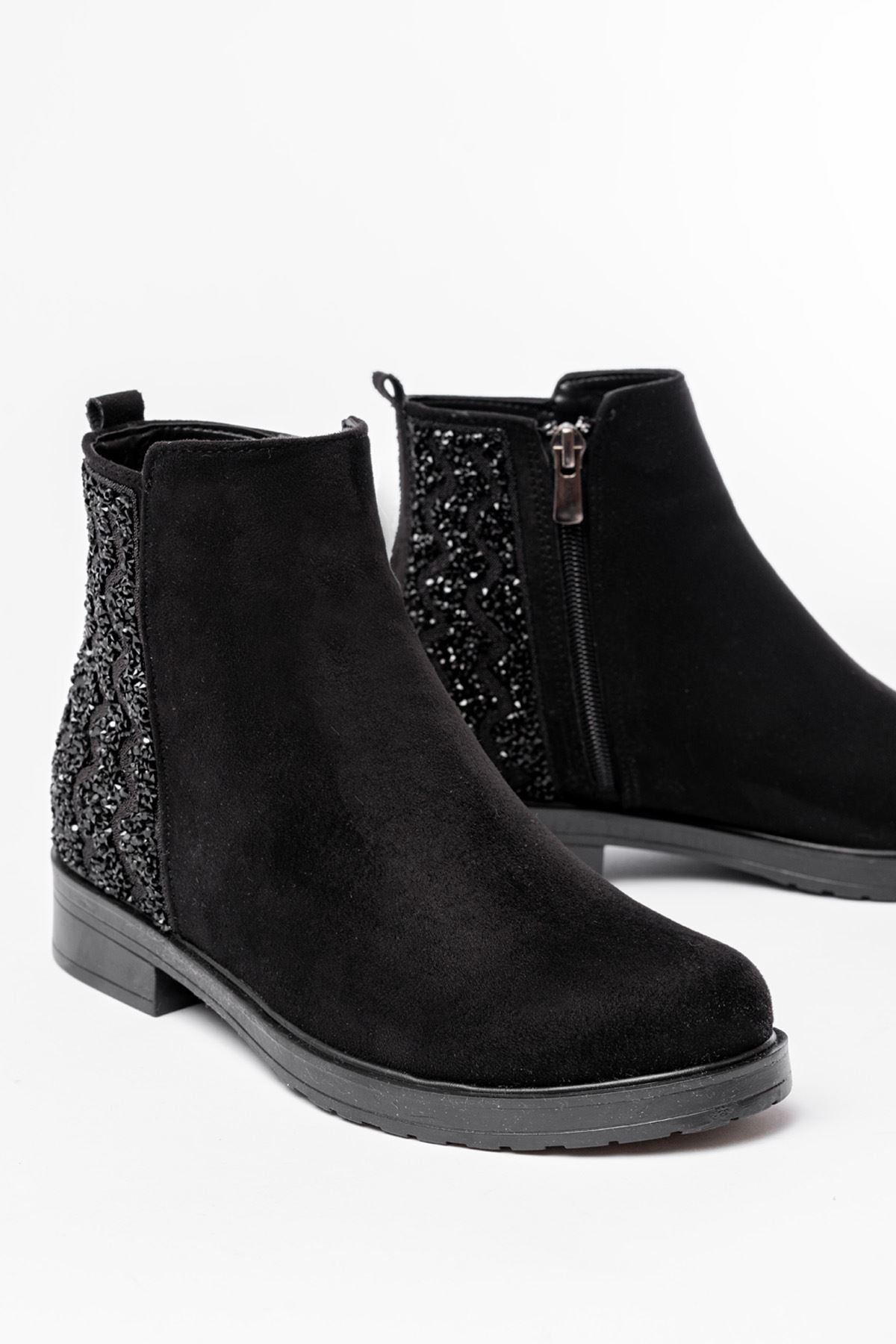 Ayakkabı Aşkı Siyah Süet Taş Aksesuarlı Fermuarlı Günlük Kadın Bot
