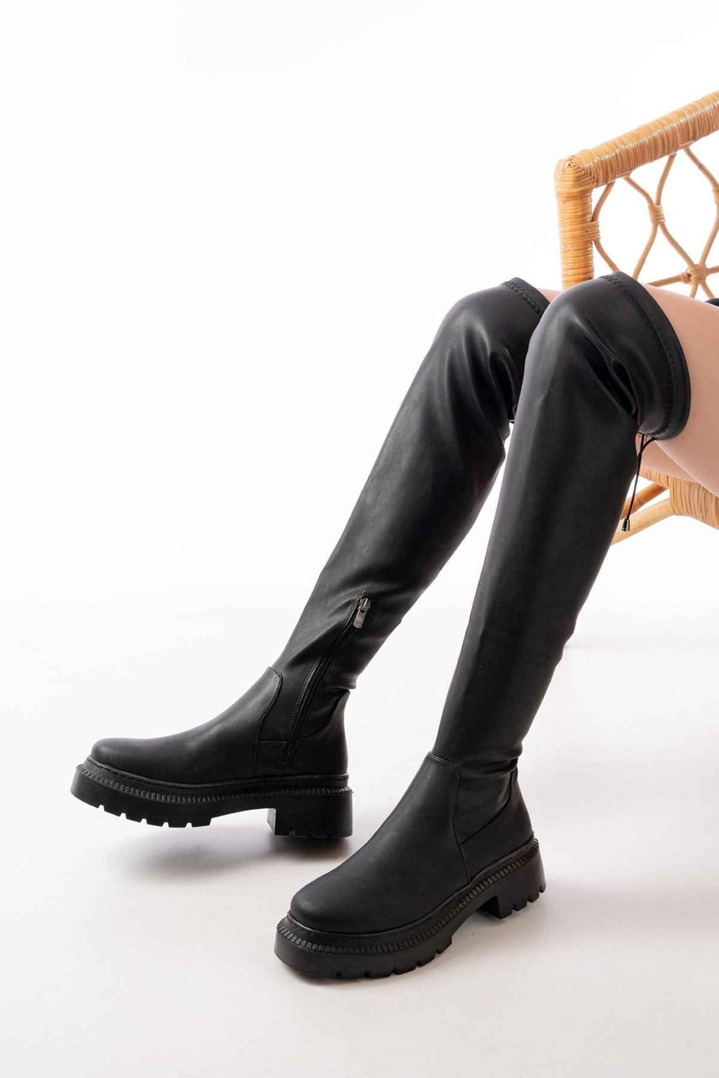 Ayakkabı Aşkı 236-2194 Siyah Streç Diz Üstü Fermuarlı Günlük Kadın Çizme