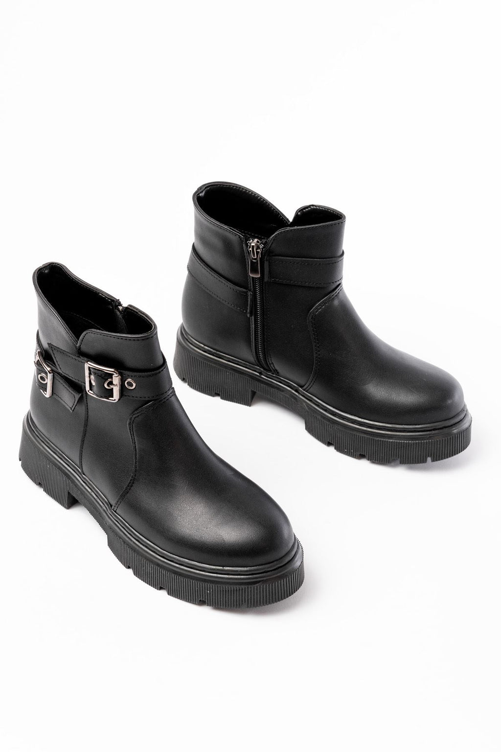 508-3037 Siyah Toka Aksesuarlı Fermuarlı  Günlük Kadın Bot - Siyah