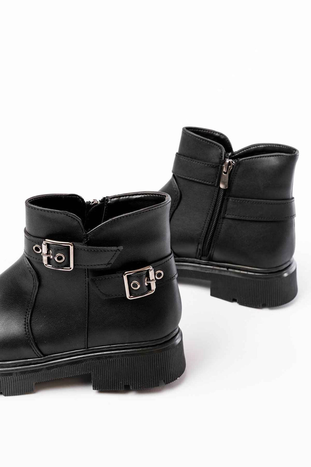 Ayakkabı Aşkı 508-3037 Siyah Toka Aksesuarlı Fermuarlı  Günlük Kadın Bot