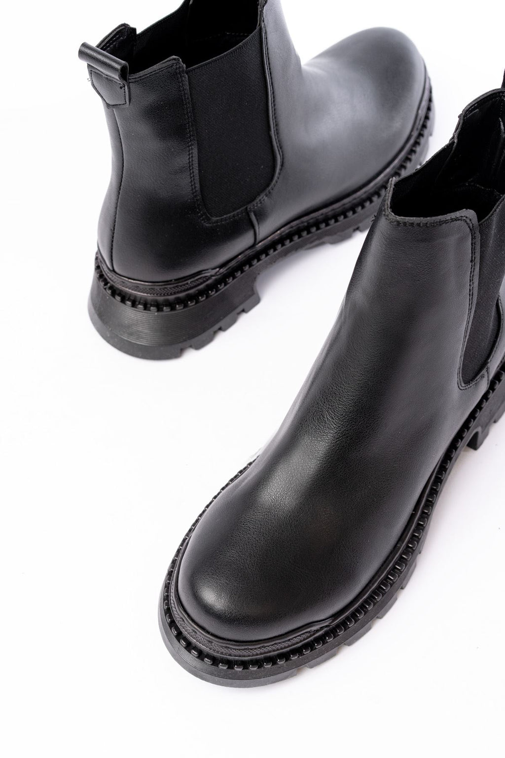 Ayakkabı Aşkı Siyah Lastikli Günlük Kadın Bot