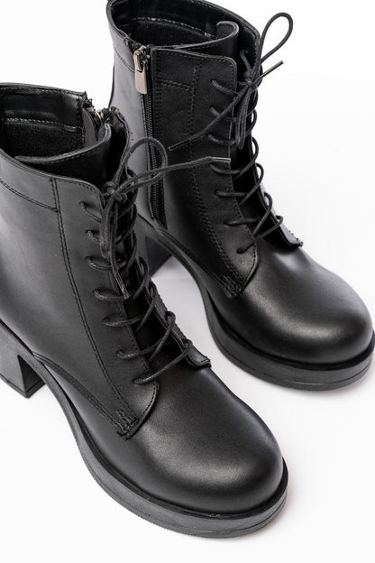 Ayakkabı Aşkı Siyah Bağcıklı Fermuarlı Kalın Topuklu Günlük Kadın Bot