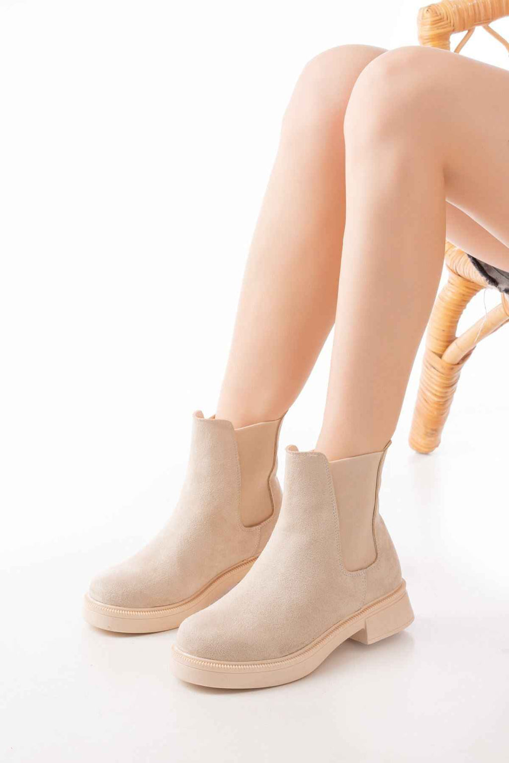 Ayakkabı Aşkı 02-2137 Bej Süet Lastikli Günlük Kadın Bot