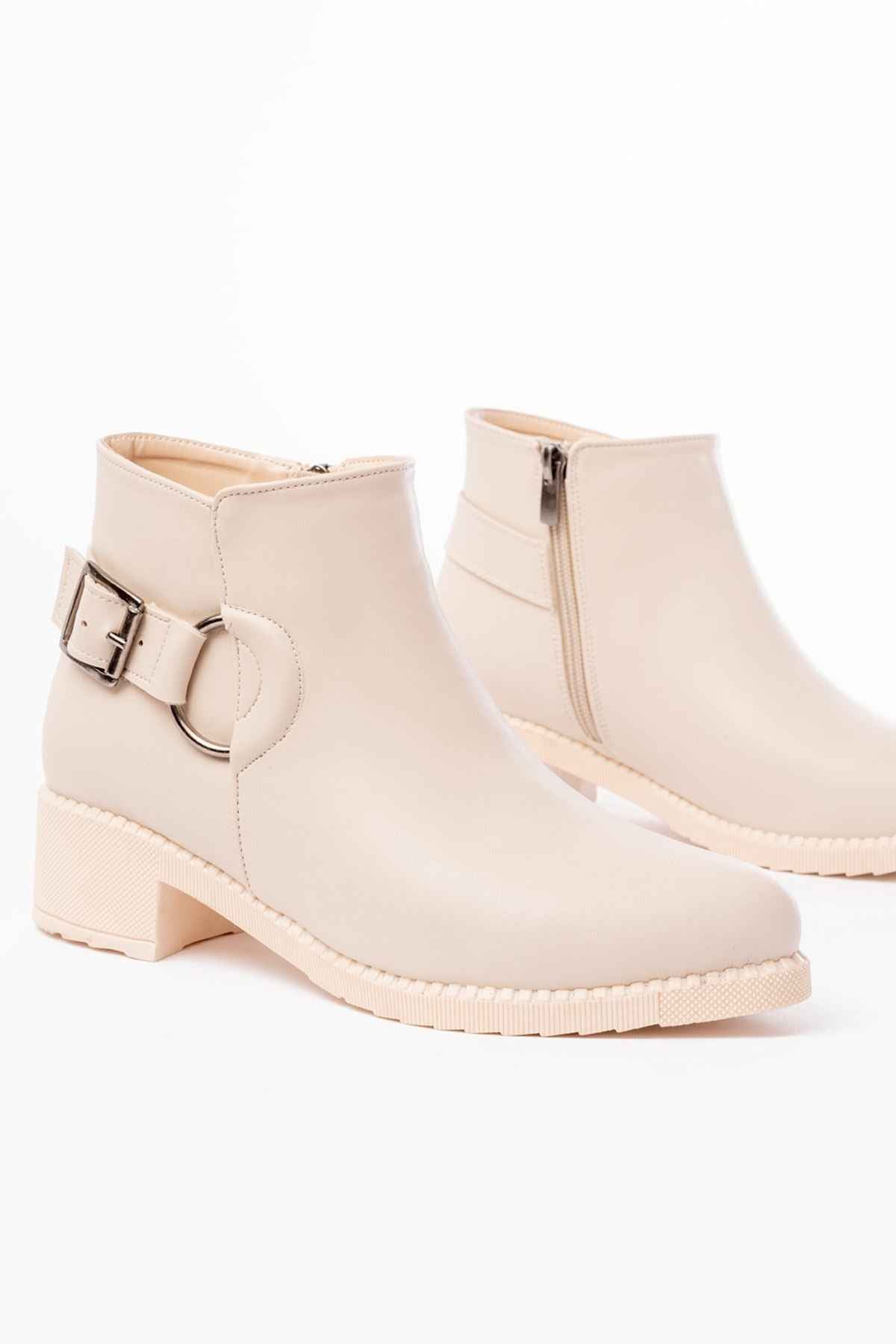 Ayakkabı Aşkı 270-3030 Bej Toka Aksesuarlı Fermuarlı Günlük Kadın Bot